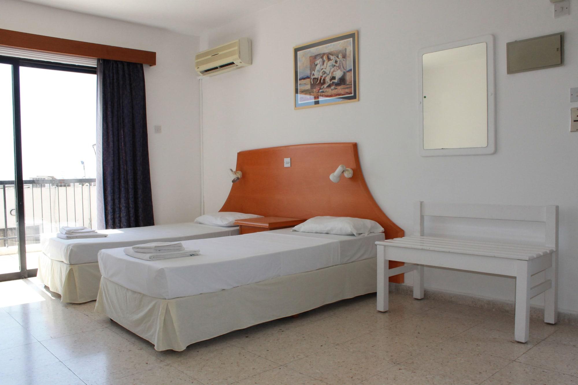 Florea Hotel Apartments Ayia Napa Exteriör bild