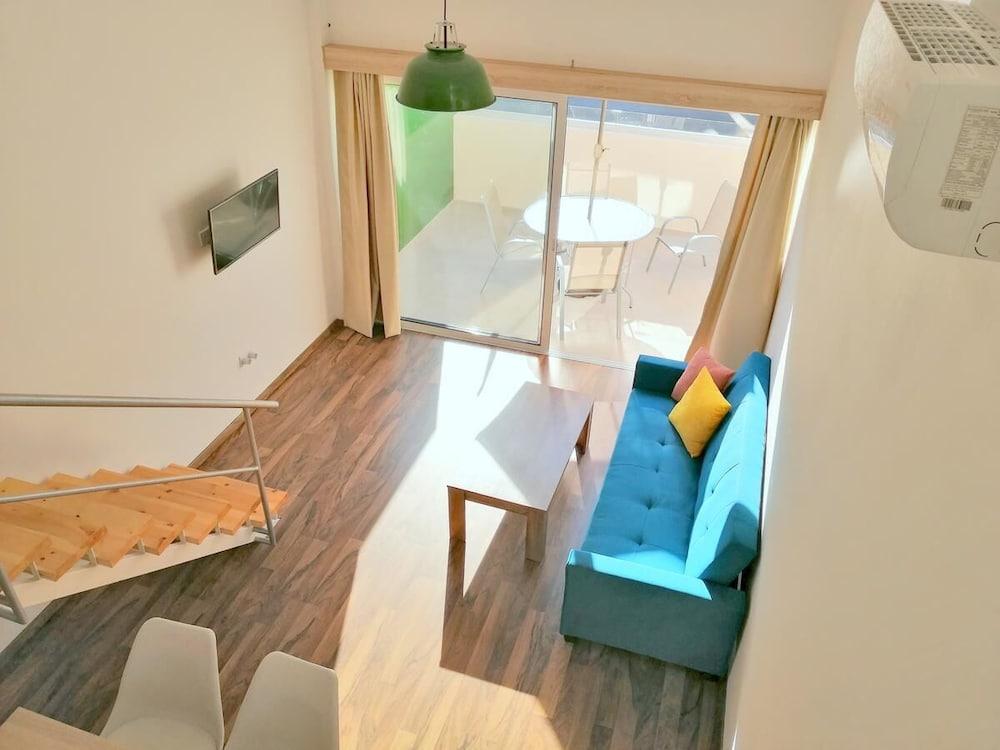 Florea Hotel Apartments Ayia Napa Exteriör bild