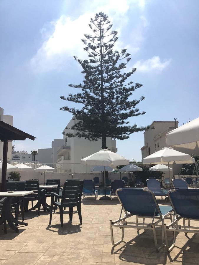 Florea Hotel Apartments Ayia Napa Exteriör bild