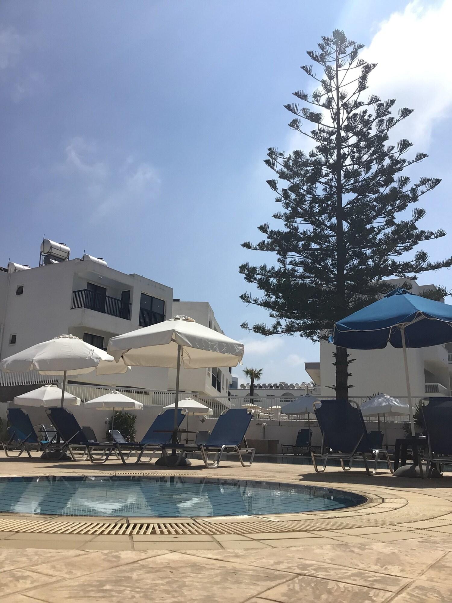 Florea Hotel Apartments Ayia Napa Exteriör bild