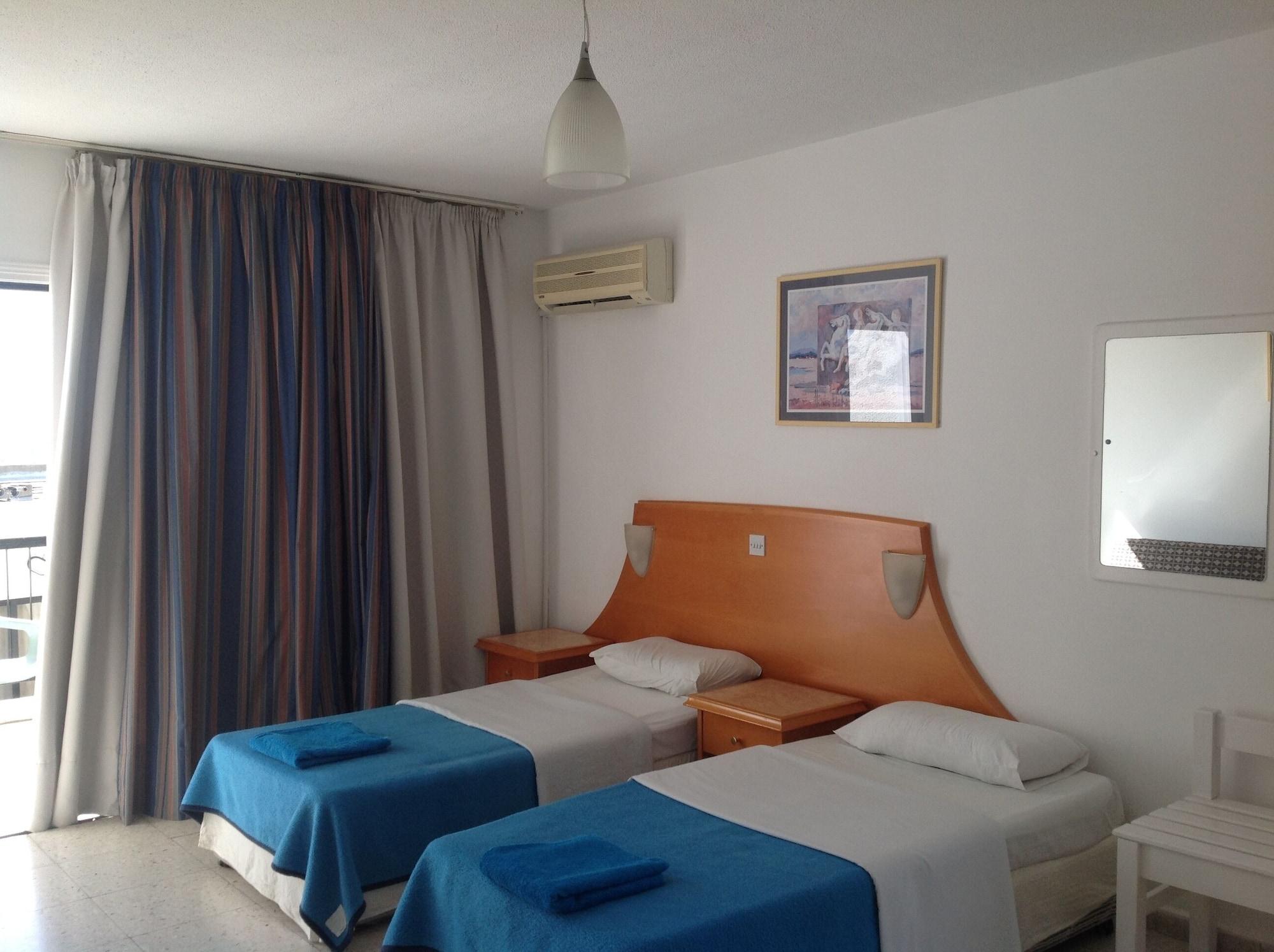 Florea Hotel Apartments Ayia Napa Exteriör bild