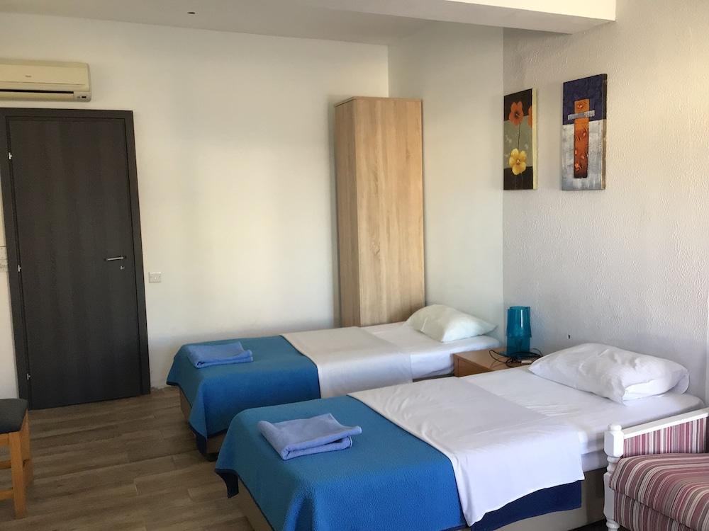 Florea Hotel Apartments Ayia Napa Exteriör bild